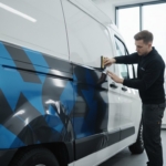 Reklaam autole hind Tallinnas: Täielik ostujuht ja hinnakiri 2026