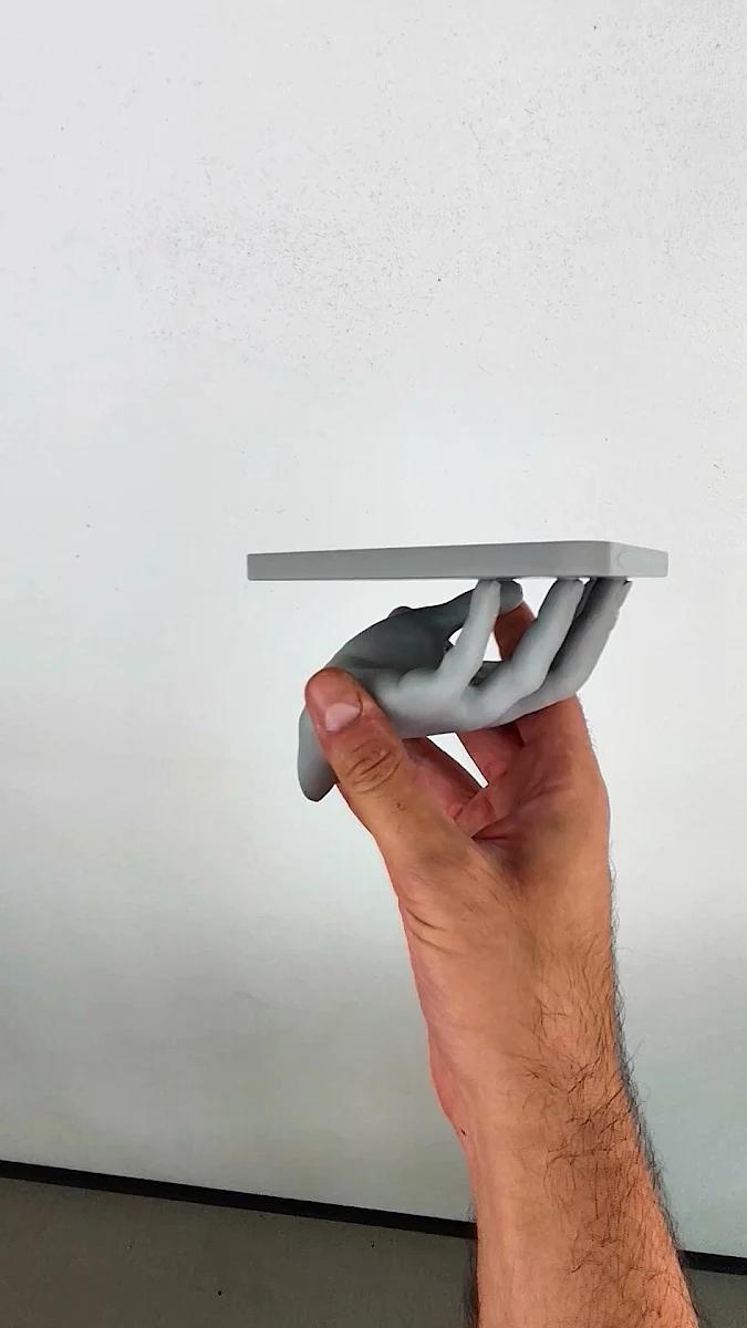 Многоцветная 3D-печатная декоративная модель авокадо из мастерской Decords